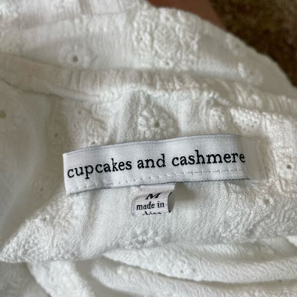 Cupcakes and cashmere romper Women's Malibu Embroidered Gauze jumpsuit White MD - Picture 10 of 10